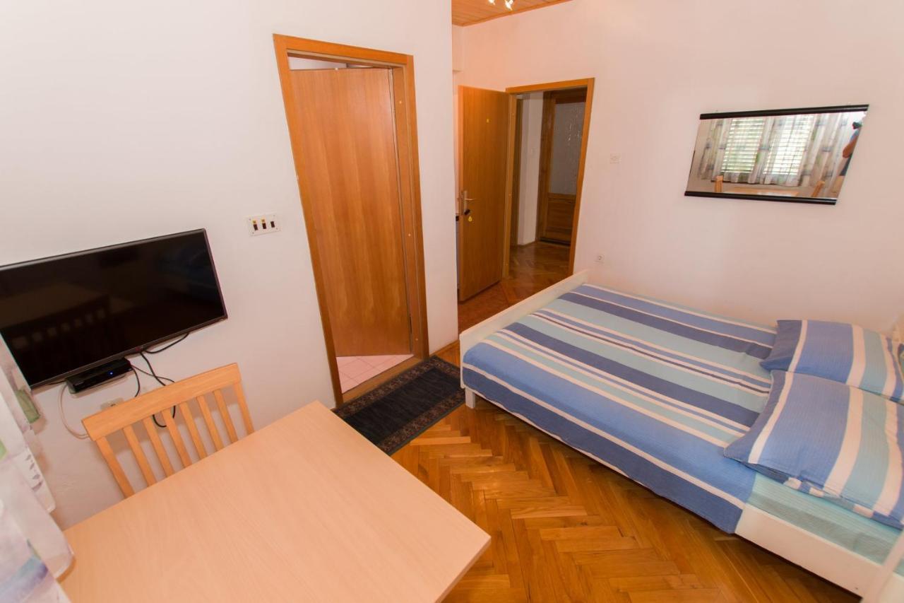 Apartament Tonka *